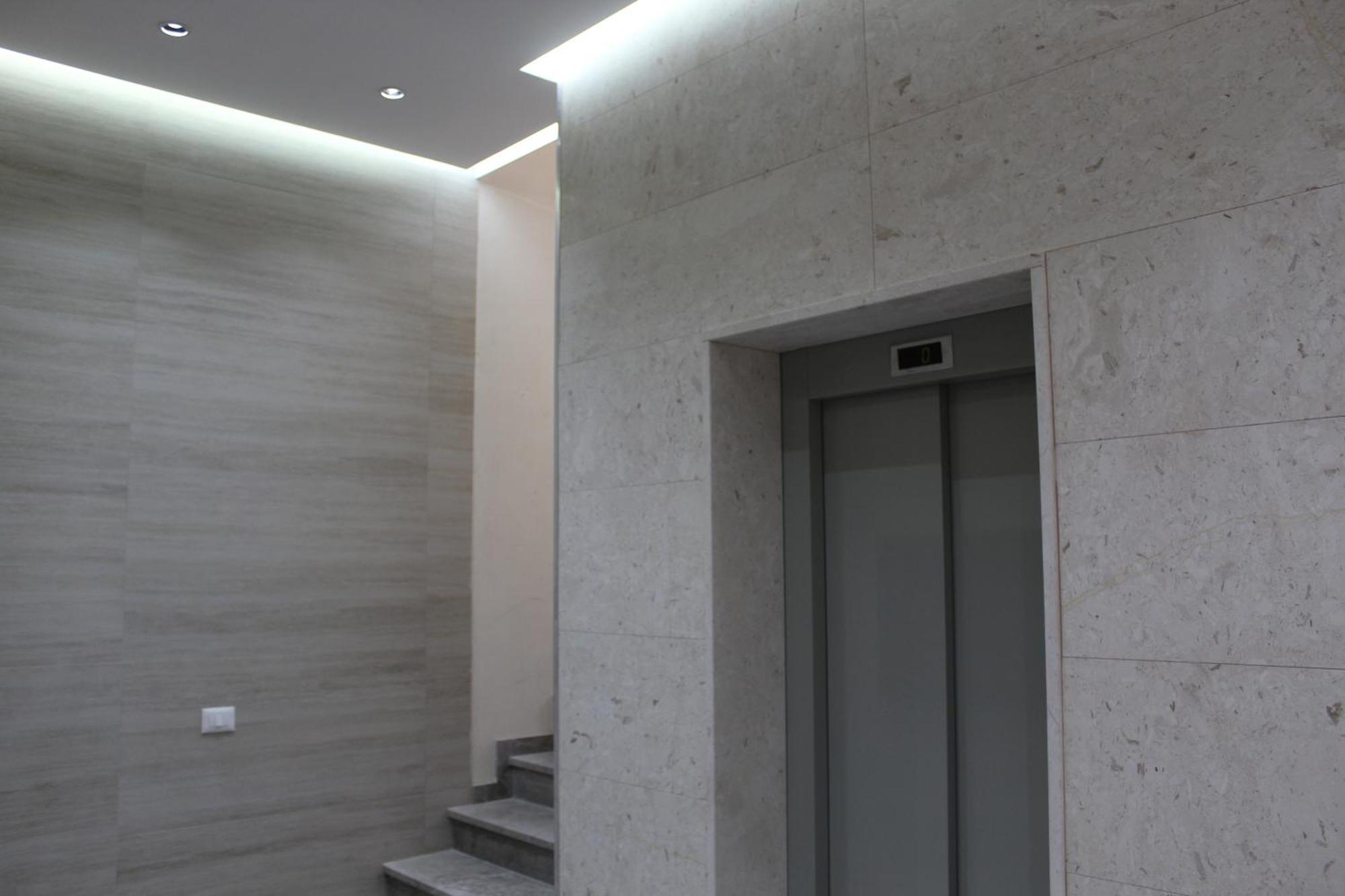 Savana Modern Apartment By The Sea Голем Екстериор снимка